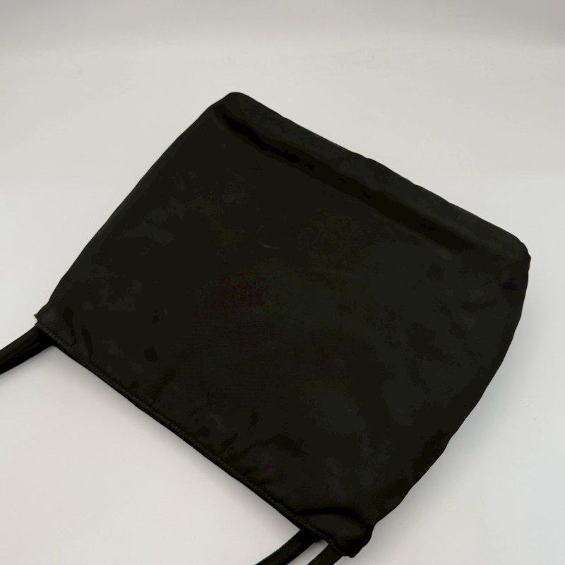 Prada尼龍托特包-9