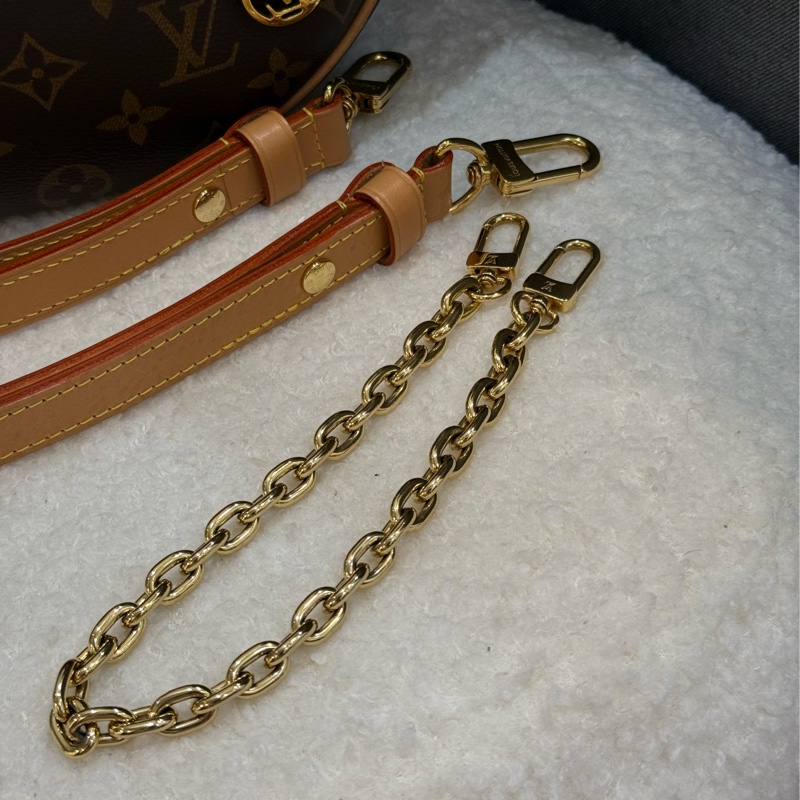 (台灣購證🇹🇼）Lv 月亮包🌛最新晶片款-24