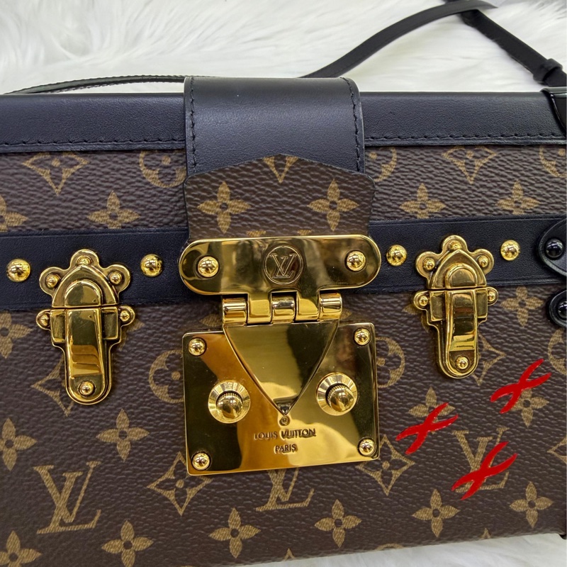LOUIS VUITTON  Monogram Petite Malle Black-9