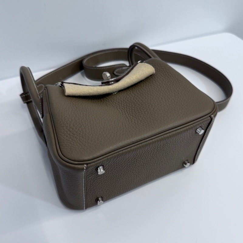 Hermes mini Lindy 二代 大象灰 銀釦-10