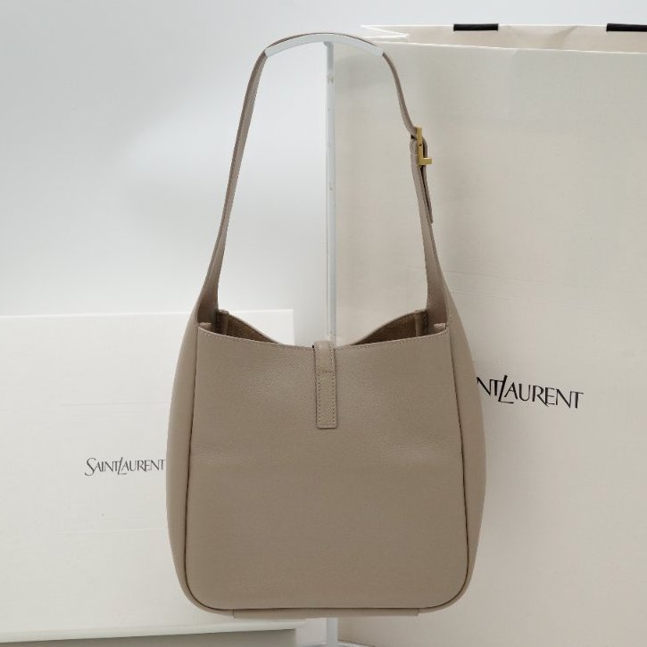 超級新₍•ʚ•₎•ʚ•₎•ʚ•₎【CP 精選🌟小編推薦】Saint Laurent 聖羅蘭 Le 5 À 7 小型 大象灰 牛皮 Hobo Bag 單肩包-2