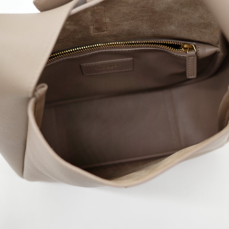 超級新₍•ʚ•₎•ʚ•₎•ʚ•₎【CP 精選🌟小編推薦】Saint Laurent 聖羅蘭 Le 5 À 7 小型 大象灰 牛皮 Hobo Bag 單肩包-8