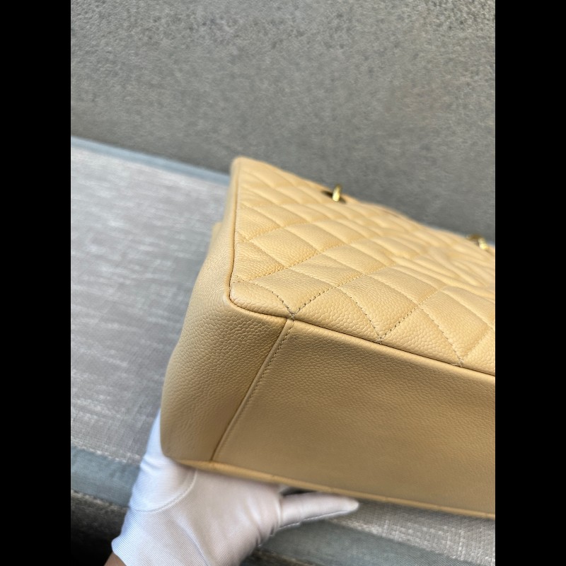 Chanel GST中號 米色金扣荔枝紋 肩背包-9