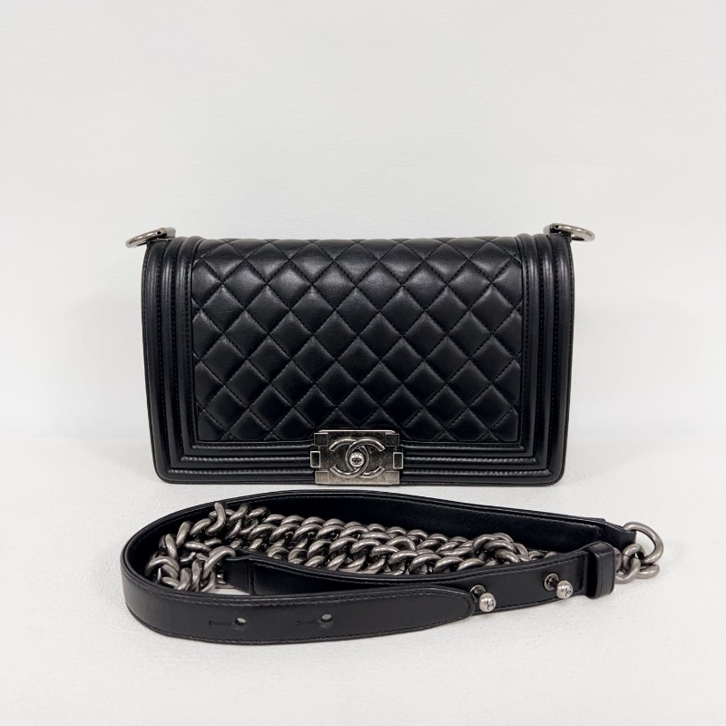 Chanel leboy中號25cm 黑銀羊皮 肩背包-0
