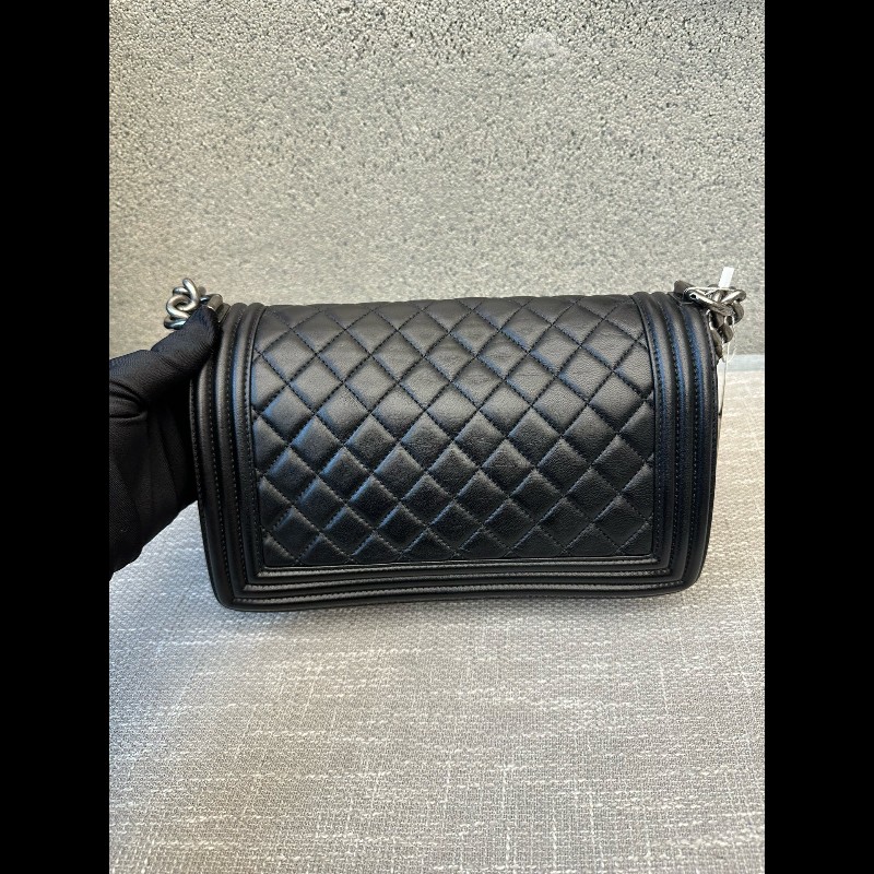 Chanel leboy中號25cm 黑銀羊皮 肩背包-12