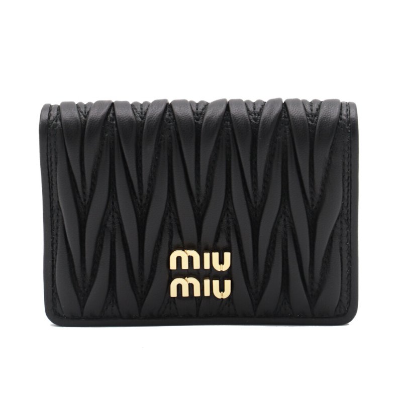 【MIU MIU】Matelasse 納帕軟皮 皮夾 卡夾 錢包 卡片套 黑色 5MC103-3