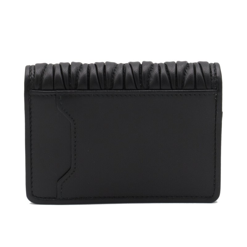 【MIU MIU】Matelasse 納帕軟皮 皮夾 卡夾 錢包 卡片套 黑色 5MC103-4