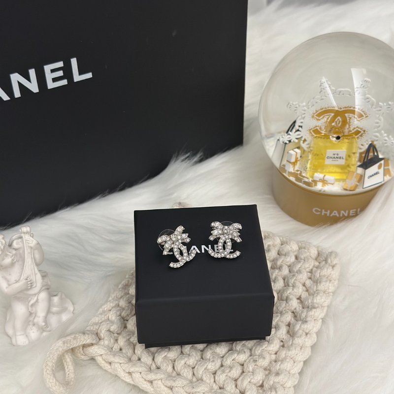 CHANEL 23S蝴蝶結雙C水鑽耳環-2