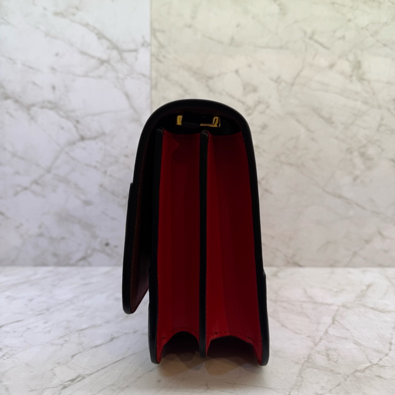 BURBERRY 三色拼紅咖黑全皮斜背包-1