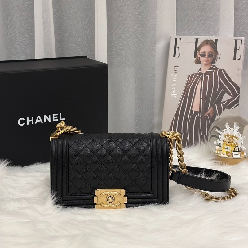 CHANEL Boy20 粒面牛皮口蓋包 - 黑金-0