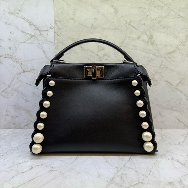 FENDI PEEKABOO黑銀珍珠 小款-1