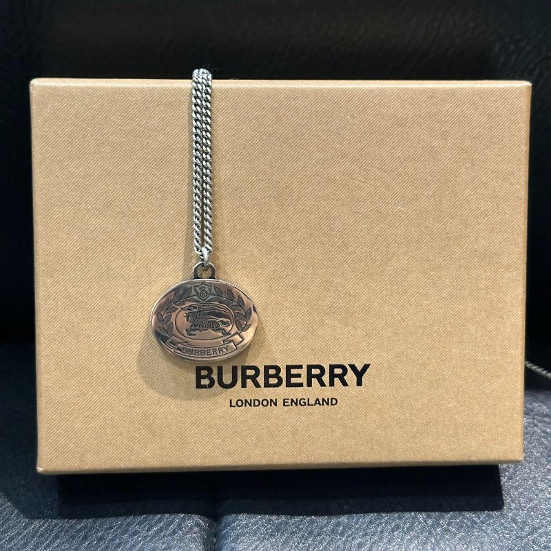 💎Han's house精品服飾💎 BURBERRY 戰馬 項鏈 現貨 原價19000-5