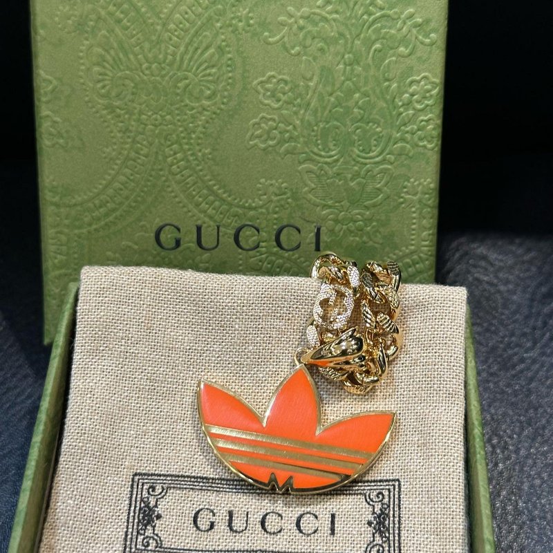 💎Han's house精品服飾💎 GUCCI 古馳 項鍊 聯名 adidas 愛迪達 義大利製 現貨 原價51200-4