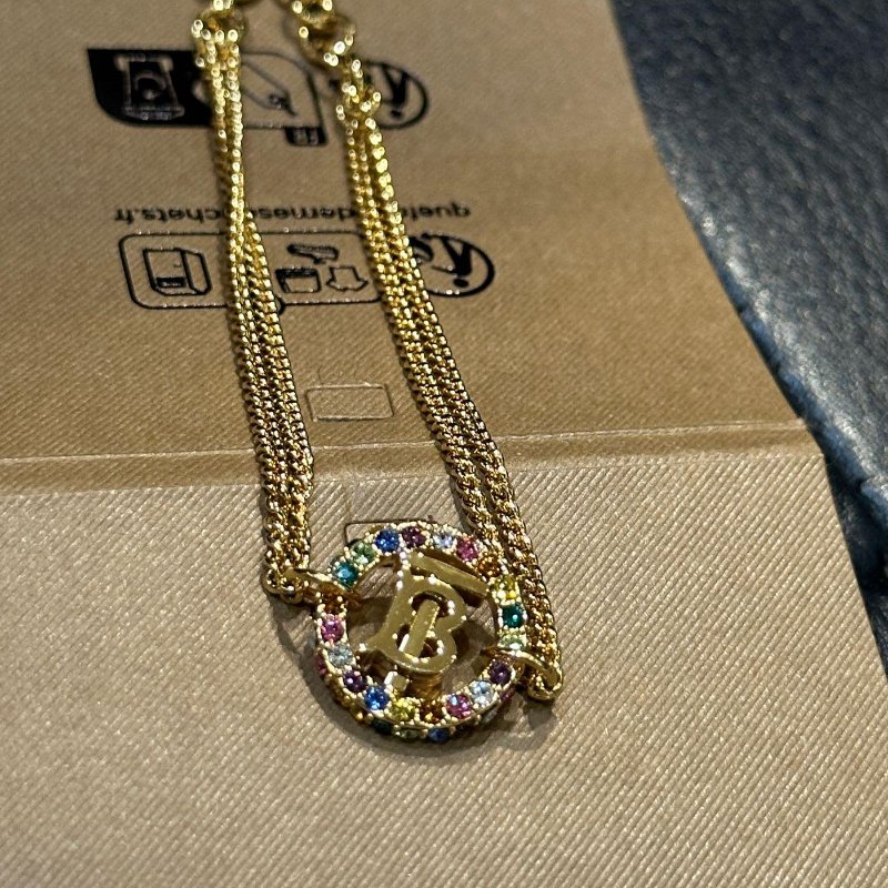 💎Han's house精品服飾💎BURBERRY 手鍊 現貨 原價18200-4