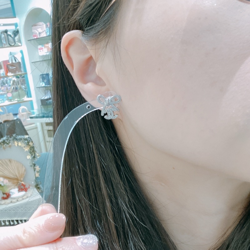 TK1881 Chanel 香奈兒銀色蝴蝶結雙C Logo 耳環25K Bow Earrings Silver-6