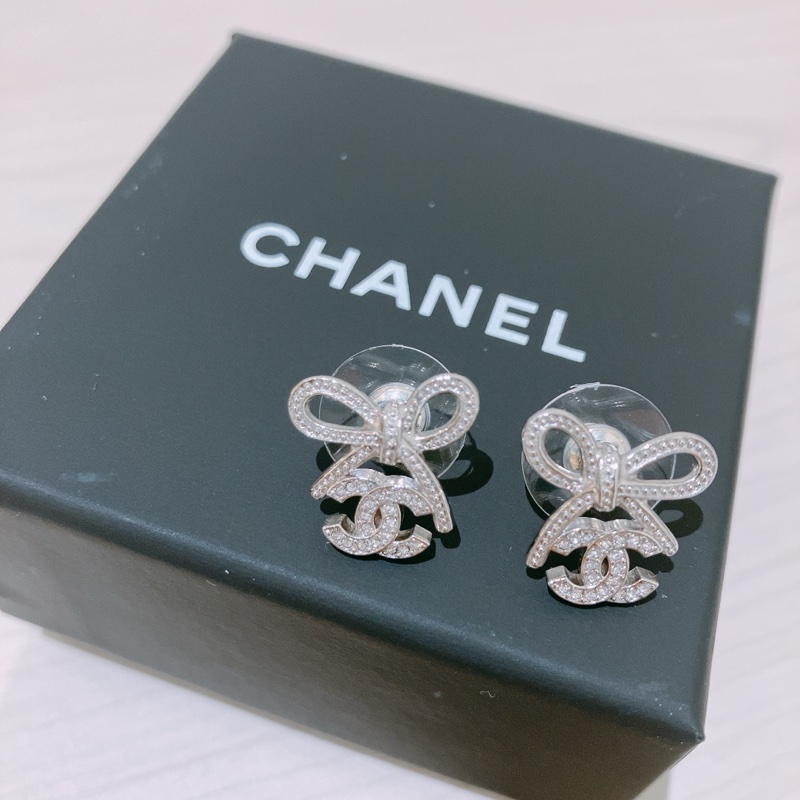 TK1881 Chanel 香奈兒銀色蝴蝶結雙C Logo 耳環25K Bow Earrings Silver-19