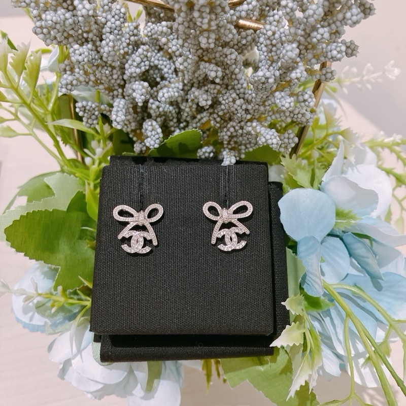 TK1881 Chanel 香奈兒銀色蝴蝶結雙C Logo 耳環25K Bow Earrings Silver-20