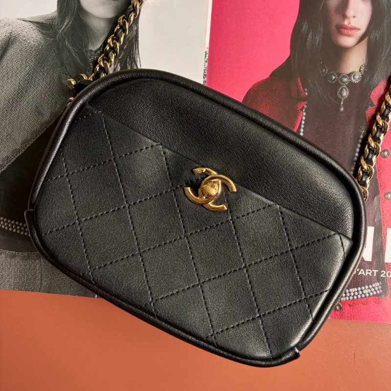 ::CHANEL:: AS0140 黑色旋轉雙C LOGO 相機包 斜背包-0