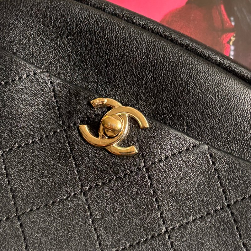 ::CHANEL:: AS0140 黑色旋轉雙C LOGO 相機包 斜背包-1