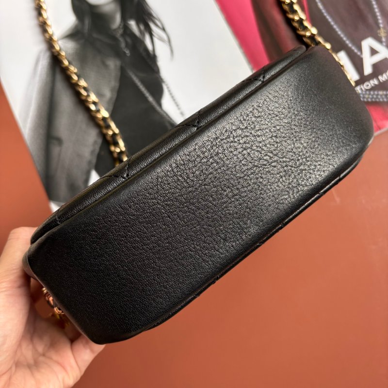 ::CHANEL:: AS0140 黑色旋轉雙C LOGO 相機包 斜背包-4