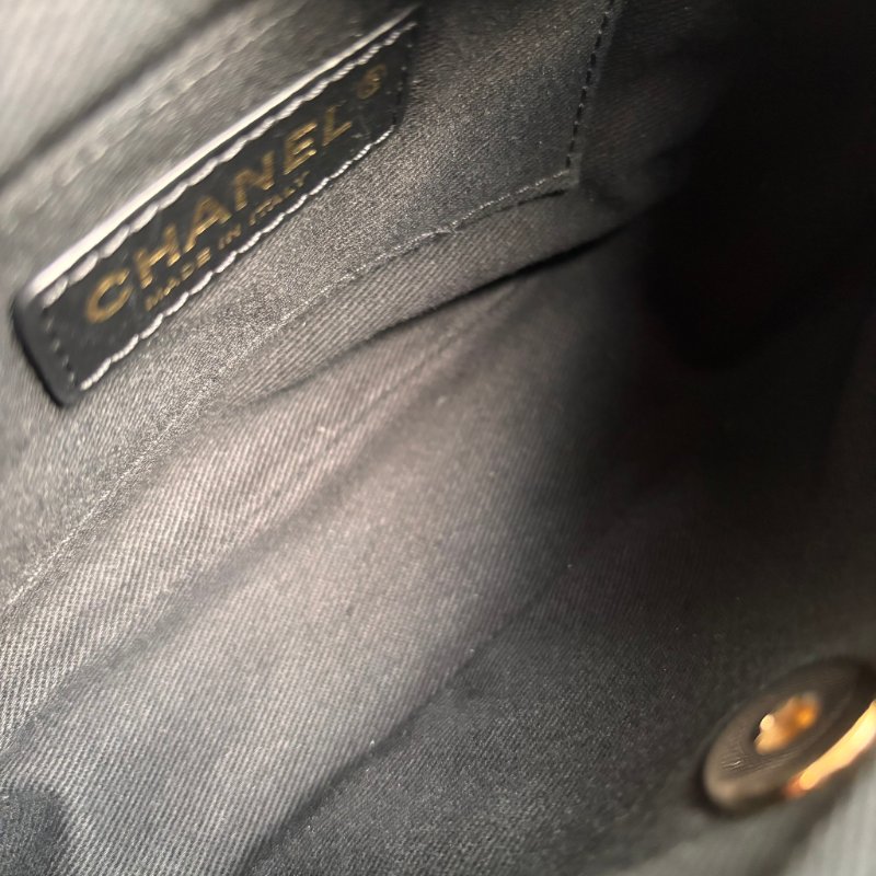 ::CHANEL:: AS0140 黑色旋轉雙C LOGO 相機包 斜背包-17