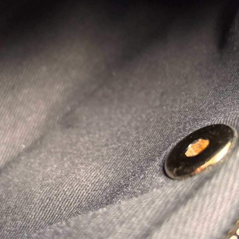 ::CHANEL:: AS0140 黑色旋轉雙C LOGO 相機包 斜背包-23