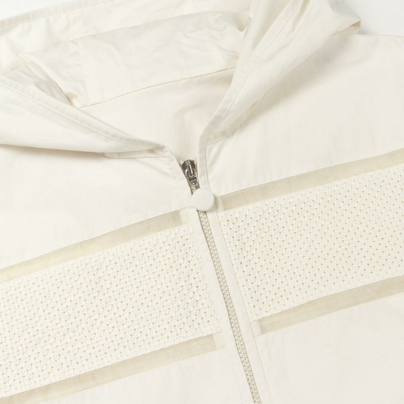 MONCLER CLISSON 帶帽女用短袖夾克，聚酯纖維，白色，2號，二手-9