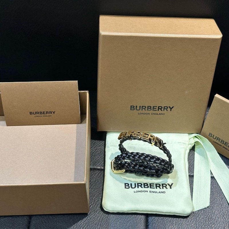 💎Han's house精品服飾💎BURBERRY 手環 手鏈 現貨 原價11300-7