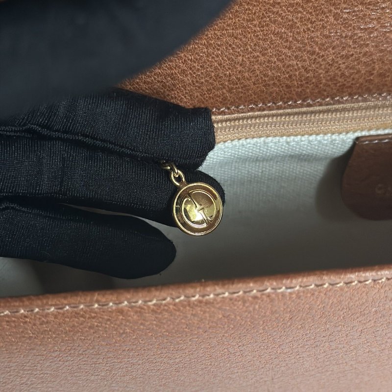 𝐆𝐔𝐂𝐂𝐈焦糖色金邊醫生包-16