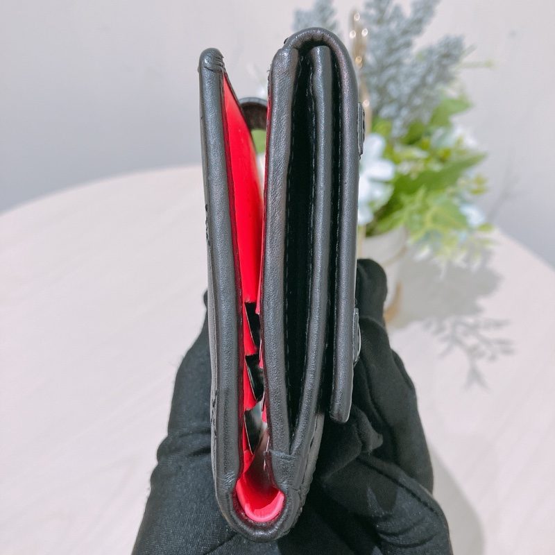 TK1883 Chanel 香奈兒大CC Logo小牛皮短皮夾 Cambon Calfskin Black Wallet-2