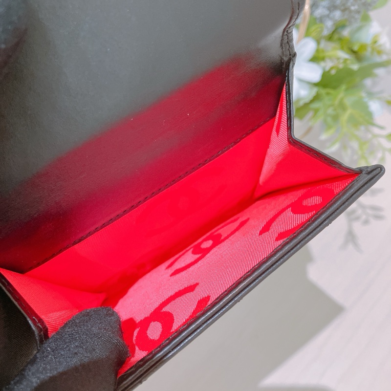 TK1883 Chanel 香奈兒大CC Logo小牛皮短皮夾 Cambon Calfskin Black Wallet-38