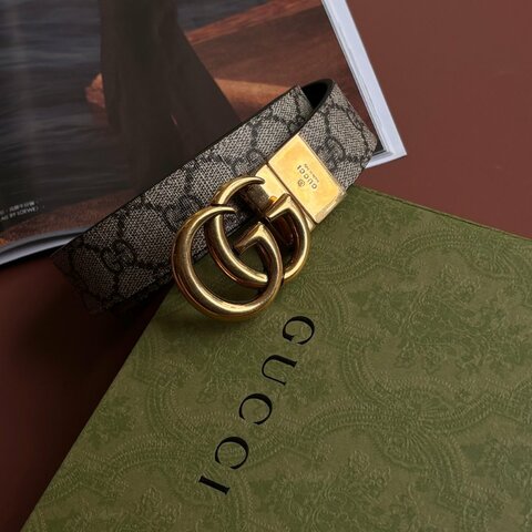 ::GUCCI:: GG Marmont 復古金色雙G金屬 LOGO塗層帆布皮革雙面扣式皮帶 (烏木x咖啡)