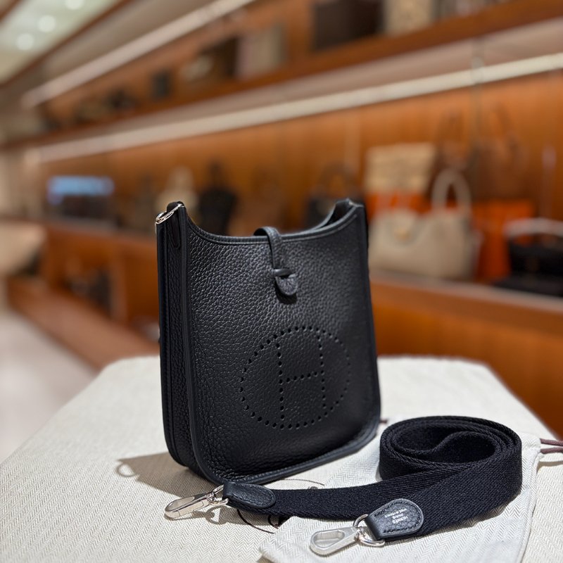 【現貨｜快速出貨】Hermès 愛馬仕 Evelyne 16 TPM Amazone 黑色｜W刻2024年｜銀釦｜全新附盒-1
