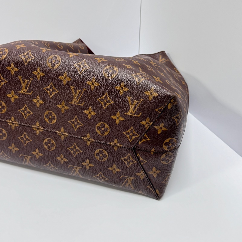 （絕美稀少🌹） LV Flower Hobo 限量發售 肩背包 專櫃11萬！-15