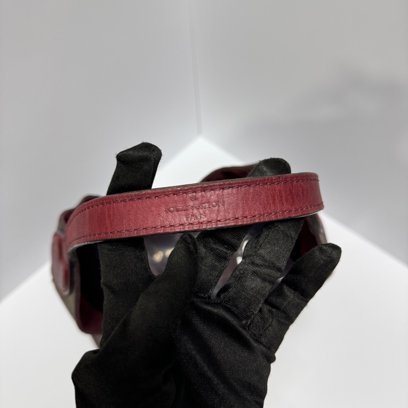 （絕美稀少🌹） LV Flower Hobo 限量發售 肩背包 專櫃11萬！-21