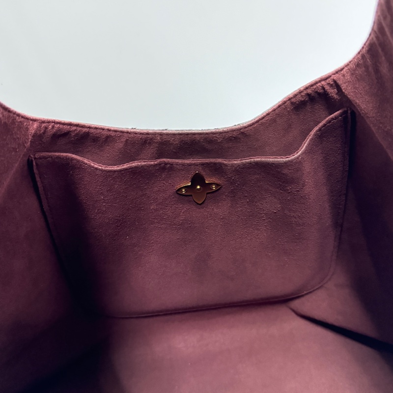 （絕美稀少🌹） LV Flower Hobo 限量發售 肩背包 專櫃11萬！-23