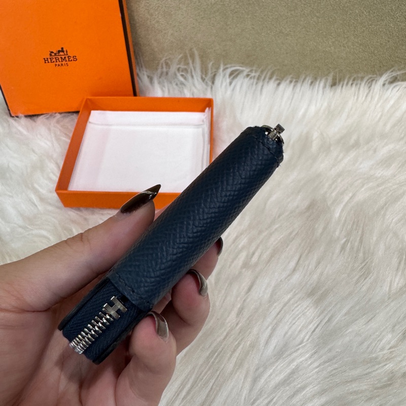 Hermes Silk In 普魯士藍Epson銀釦絲巾拉鍊零錢包 離櫃品-3