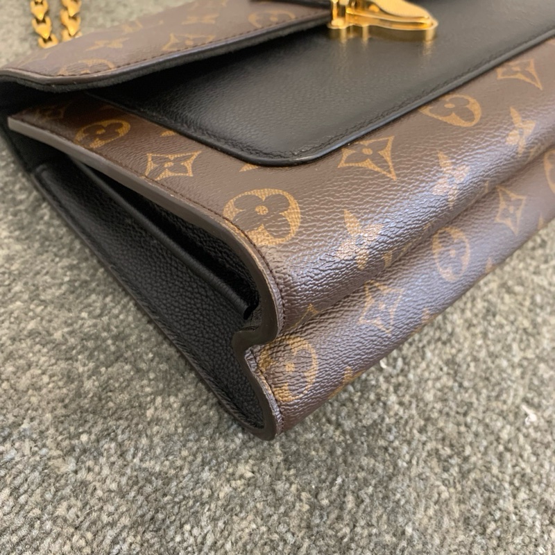 LV老花拼黑色配皮維多利亞鏈條單肩斜挎包-6