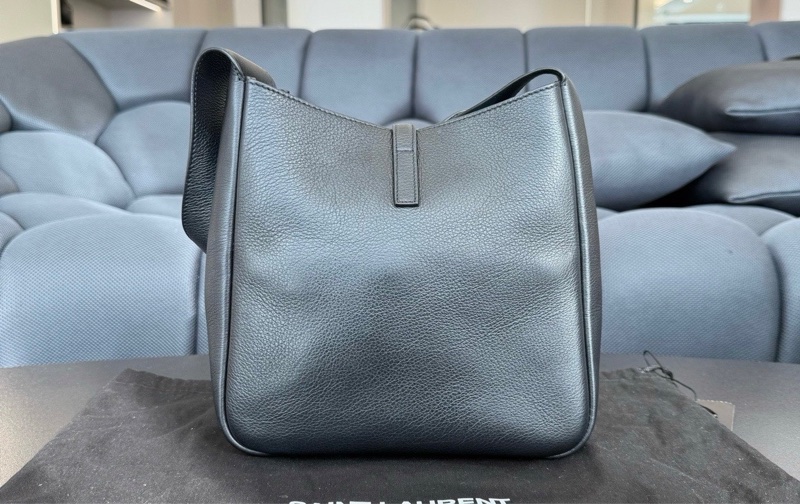 YSL聖羅蘭 hobo水桶包腋下包 黑金小號22-1