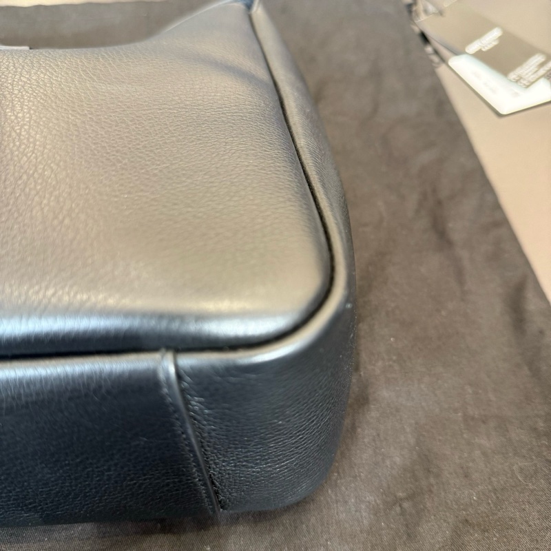YSL聖羅蘭 hobo水桶包腋下包 黑金小號22-8
