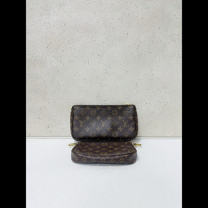 LV multi pochette-2