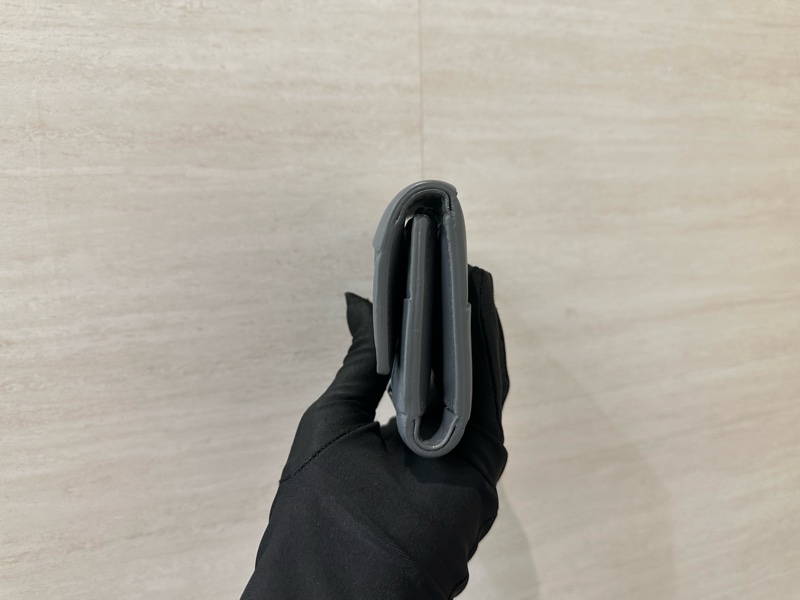 BV 灰牛皮霧金釦6卡cassette三折短夾814686-3