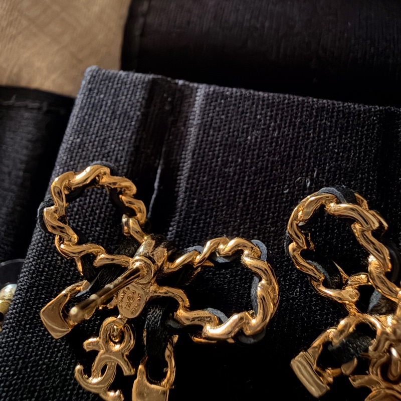 爆款全新Chanel 22A皮穿鍊蝴蝶結耳環-7