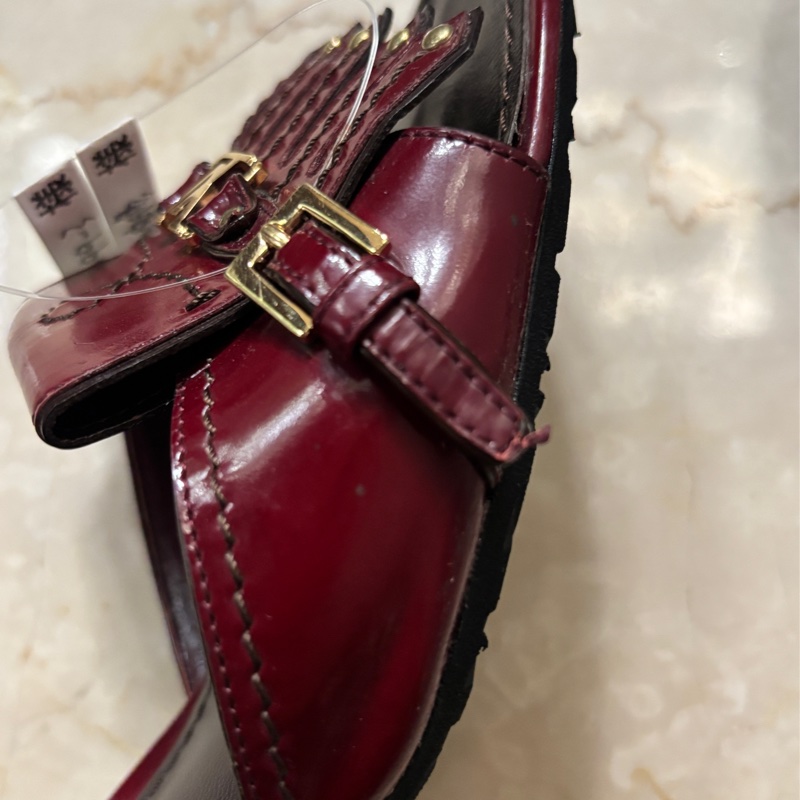 LV 37號深紅色涼鞋-2
