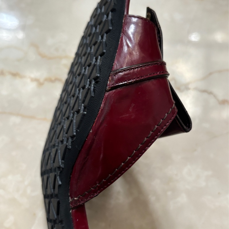 LV 37號深紅色涼鞋-3