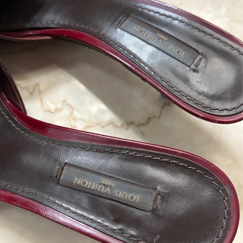 LV 37號深紅色涼鞋-11