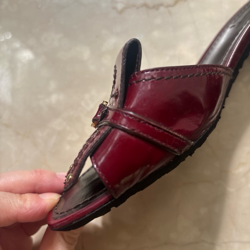 LV 37號深紅色涼鞋-14