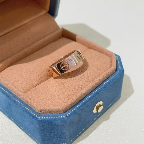 卡地亞love系列寬版18k玫瑰金無鑽戒指51號