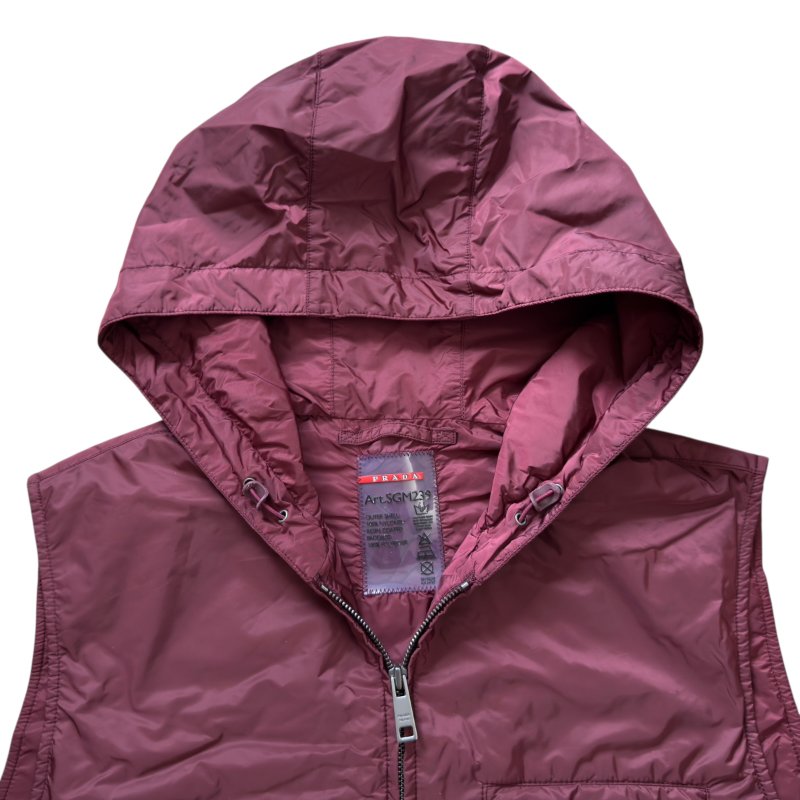 PRADA 三角標 背心 拉鏈外套-3