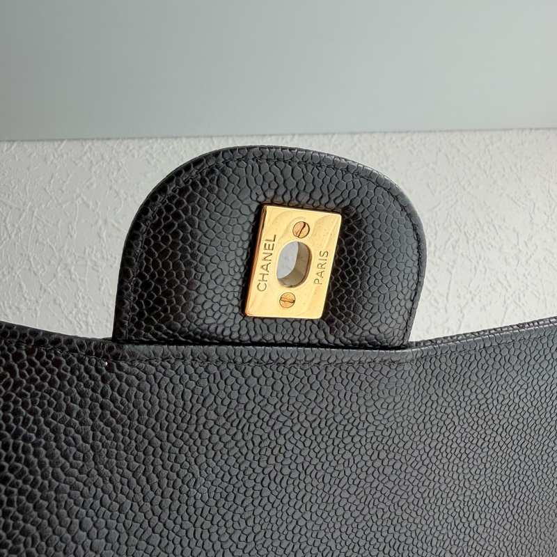 Chanel黑荔枝金雙C Jumbo 30公分-15